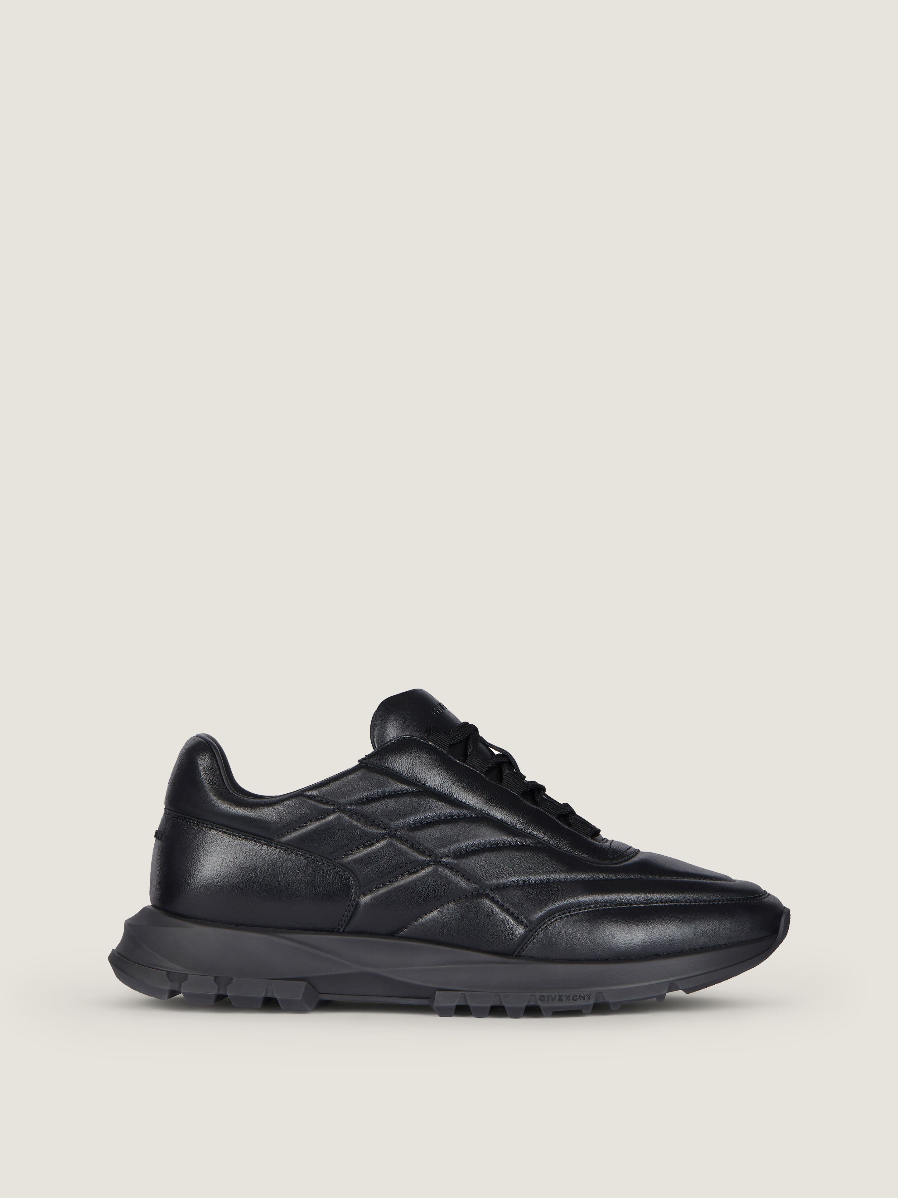 Trainers sneakers in shiny padded leather